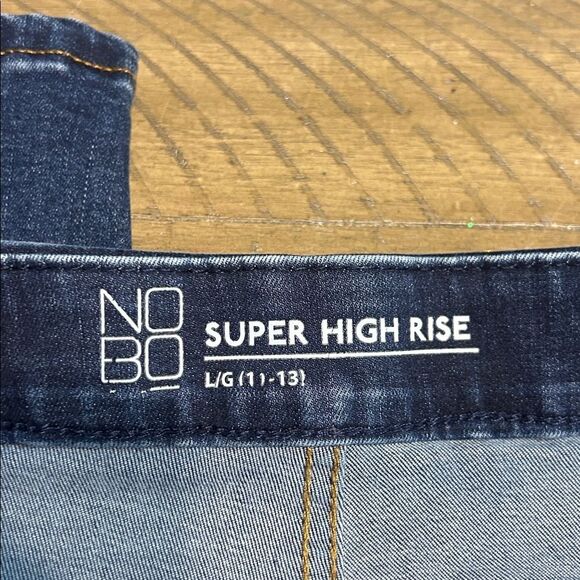 No boundaries super high rise jeans size large - Picture 3 of 11